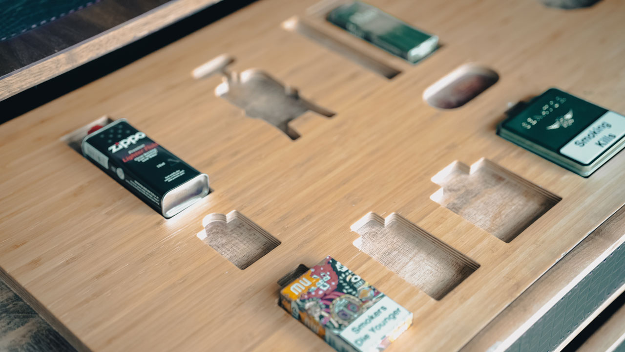 cigarette decoration set
